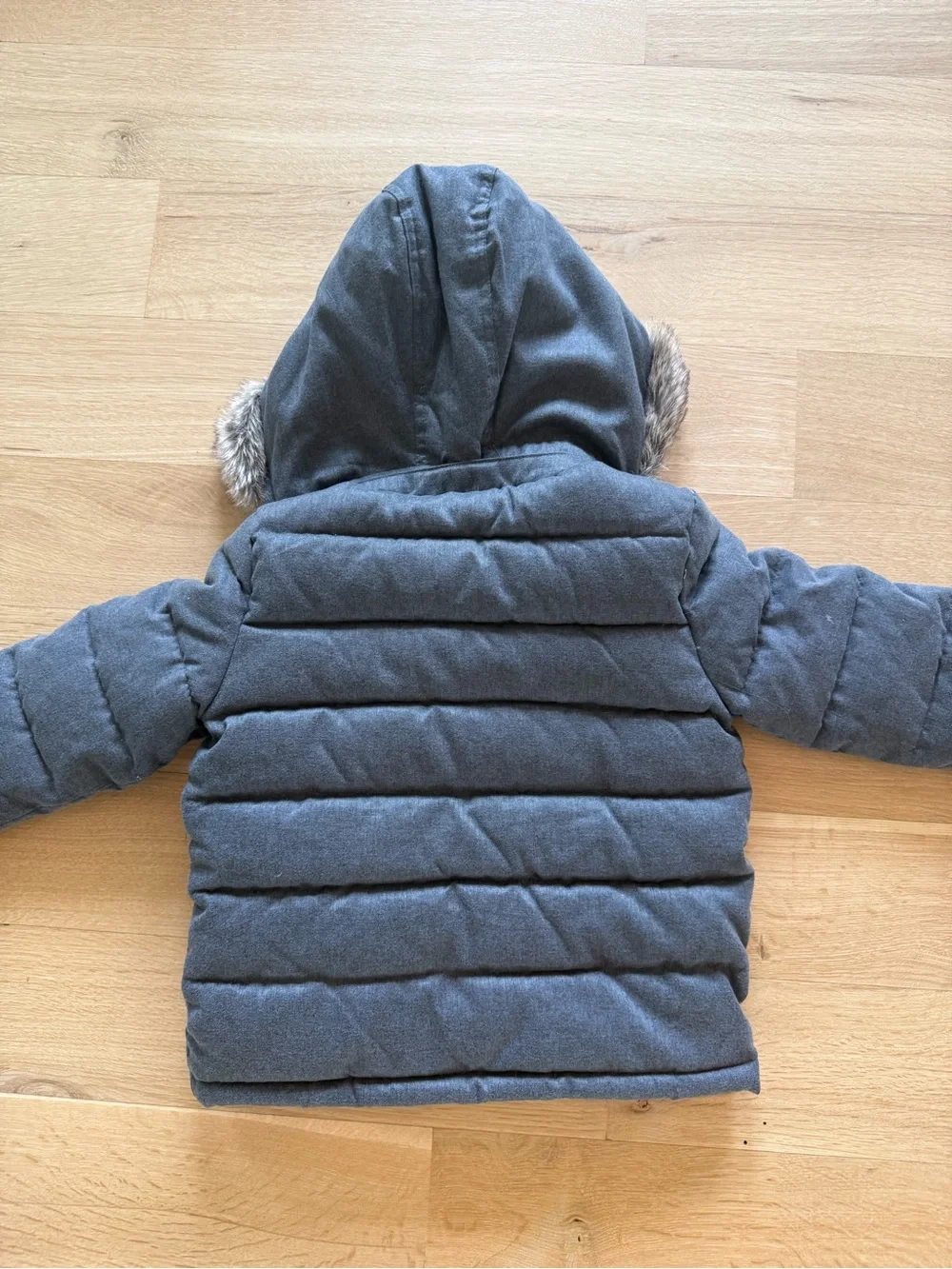 Janie and Jack Gray Quilted Hooded Puffer Jacket with Faux-Fur Trim - Sz 5-6